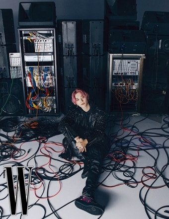 셀린느, NCT 태용과 함께한 명품 비주얼 담은 화보 공개