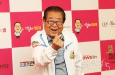 송해, 성악가 출신 가수로도 활약..."우리 가요 부를때 행복" (송해 추모 특집)