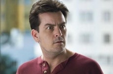 찰리 쉰 에이즈 감염에도 난잡한 사생활