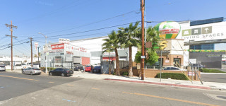 밴 나이스 지역 한 차량 정비소에서 화재 일어나