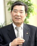 “값싸고 품질좋은 비료 공급에 최선”
