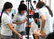 지역출신 의사들, 고향서 진료봉사