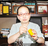 [인터뷰]“좋은 균주 사용한 산야초 발효액 우리몸에 좋아” 발효한약으로 질병 치료하는 천용민 한의사