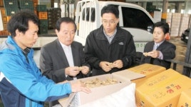 “호박 한개도 팔아 드려요”