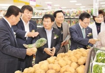 장보기·금융업무 처리 한곳에서