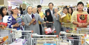 판부농협, 결혼이민여성 고향집에 선물보내기 후원 ‘귀감’