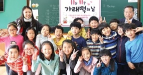 대구농협, 학생·직장인 대상…가래떡 방문 나눔 행사 호응