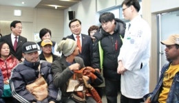 농협, 외국인근로자 위한 잔치 열어