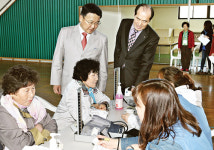 경남농협·농협생명·서울대병원, 산청군농협서 올해 첫 무료진료