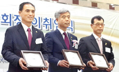 김홍길 신임 한우협회장 “마릿수 조절 노력”