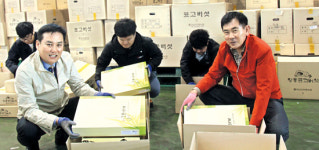 [현장]우체국 택배 토요휴무 열달…‘표고’ 제철 전남 장흥 가보니