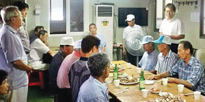 창녕 영산농협, 말복 맞아 원로조합원 오리백숙 대접