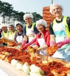 “국산 농산물로 김치 담가요”