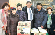 벽제농협 여성조직, 복지시설에 후원금·라면 등 전해