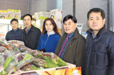 김포농협 ‘필로티 장터’ 눈길