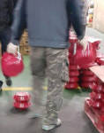 도매시장 딸기하역 함부로…경락가 떨어져 ‘분통’