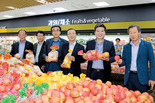 “강릉시민에 청정 농축산물 공급 노력”