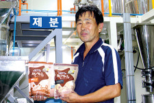 [잠깐] ‘미니 정미소 운영’ 송근목 유별난마을 대표 “우리밀·쌀로 몸에 좋은 제품 만들고파”