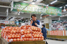 농산물 판매 날개 달아줄 입담꾼 총집합