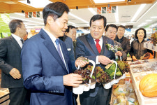 안중농협 종합청사 준공…“고객편의 높여”