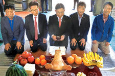 곤명농협, 사천 매실 초매식 경락값 10㎏ 한상자당 2만원