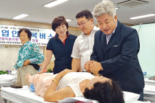 ‘부르릉~’ 어르신 건강지킴이 출동이오