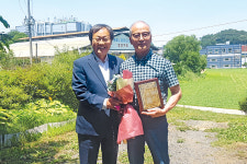 6년간 정기후원한 농가에 ‘6월의 나눔축산인상’ 수여