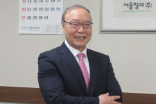 [잠깐] 김용진 서울청과 대표 “농가실익 증대 힘쓰고 온라인 경매 활성화”