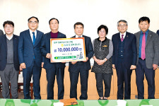 ‘완주 평화의 소녀상’ 건립 지원