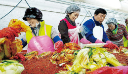 전북 김제 금만농협, 사랑의 김장 나눔 ‘훈훈’