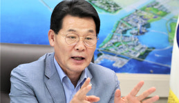 [2021 지방농정 열혈 군수가 간다]  권익현 전북 부안군수