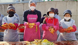 우포농협, 지역 경로당에 김장김치 전달