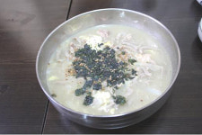 20년전통 꿩 메밀칼국수의 맛, 가나다식당