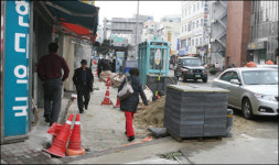 차도야? 인도야?…공사 우선 보행안전 뒷전