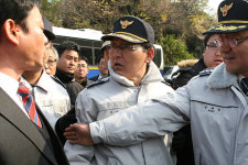 안하무인 서귀포경찰…도의원에게 공부하고 오라