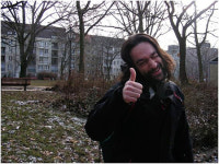 길거리 시민들 깜짝 놀라게 하는 거리의 예술