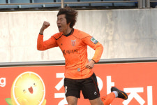 제주UTD, 대구에 완승 5위 진입...캡틴 김은중 마수걸이 골
