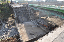 제주혁신도시 진입로 도순2교 상판 붕괴 아찔