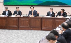 쓰레기 화장실 교통대책 뭐냐…꼼꼼한 지사님!