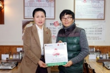 꼬꼬닭한마리, 사랑을 나누는 착한가게 캠페인 동참