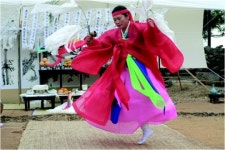 하늘 신궁(神宮)의 문을 여는 심방의 길