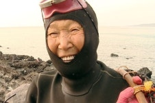아흔살에 물질하는 해녀…이게 진짜 세계유산
