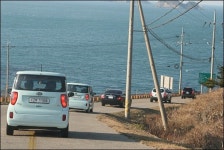 지사 방문? 후보 인사? 어리둥절 연두방문