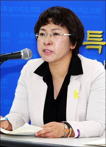 “미련없다” 김영심 눈물의 탈당 무소속 출마