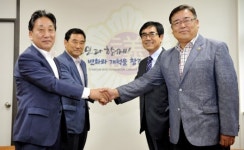 “의장=새누리” 합의…상임위 ‘3대3’이냐? ‘4대2’냐?