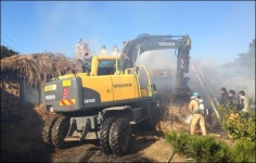 서귀포 성읍민속마을 초가집 불 또 화목난로