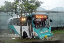 ‘시간당 80mm 물폭탄’ 제주 피해 속출