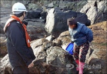 제주 사수도 무단침입 배말 캐던 50대 해경에 덜미