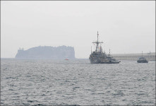 해군기지 준공 이후 네 번째 외국함정 제주 입항