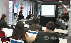첫발 내디딘 예술공간 이아, 성공적 안착 위해서는?